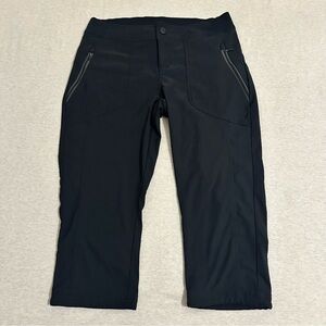 Columbia Women's Black Capris